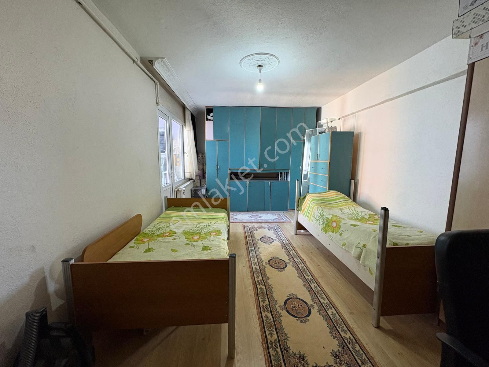 Kazımdirik Mahallesinde 3+1 Kapalı Mutfak Yenilenmiş Daire - Görsel 8