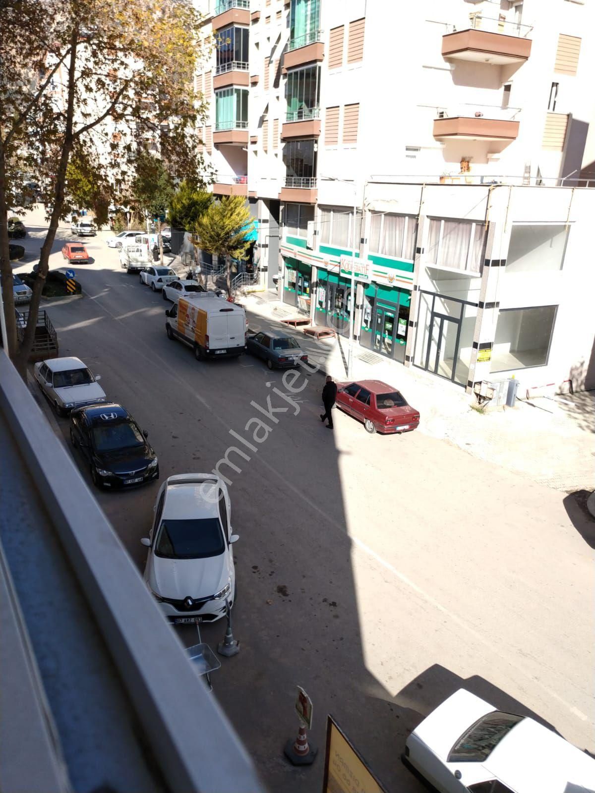 Elmalı Merkezde Eşyalı Kiralık Daire 2+1 Merkez Karakolu Yakınında - Görsel 6