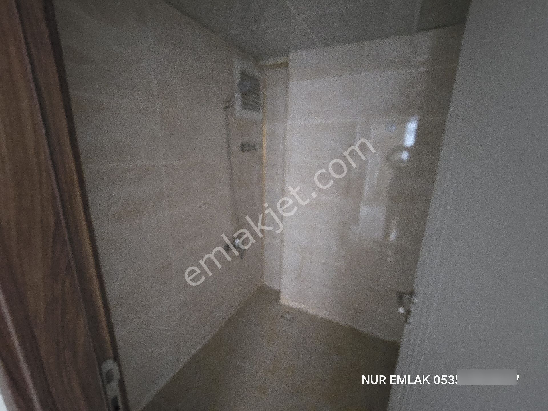 Narlıkuyuda 2.35 Mt Yola Sıfır 2+1 Yüksek Giriş Kat **nur Emlak ** - Görsel 12