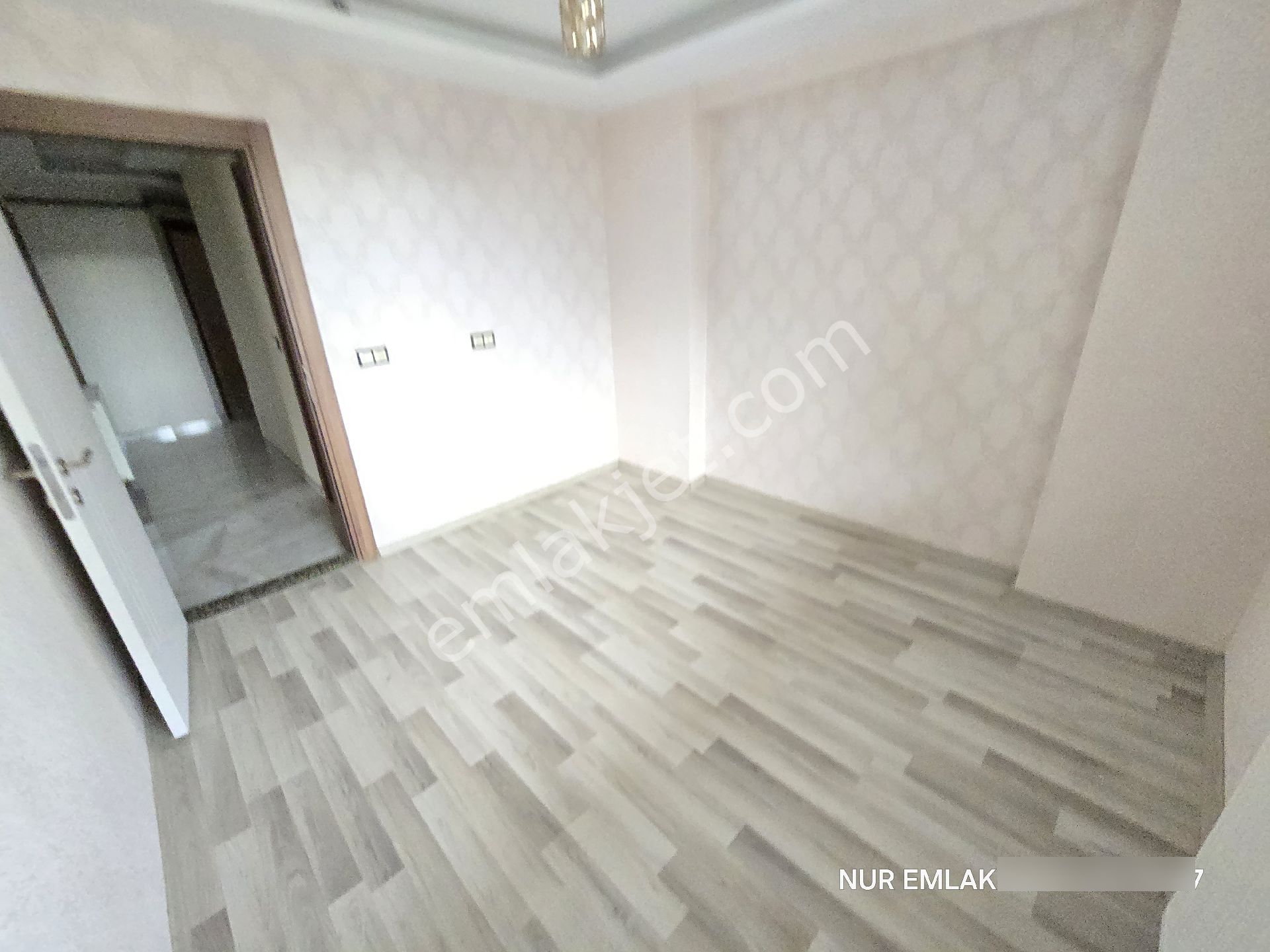 Narlıkuyuda 2.35 Mt Yola Sıfır 2+1 Yüksek Giriş Kat **nur Emlak ** - Görsel 11