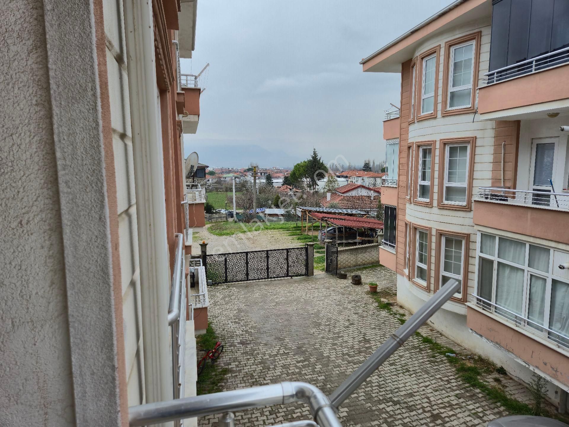 Realty World'dan Geyve Tepecikler'de Sitede Arakat 110m2 3 Balkonlu 3+1 - Görsel 12