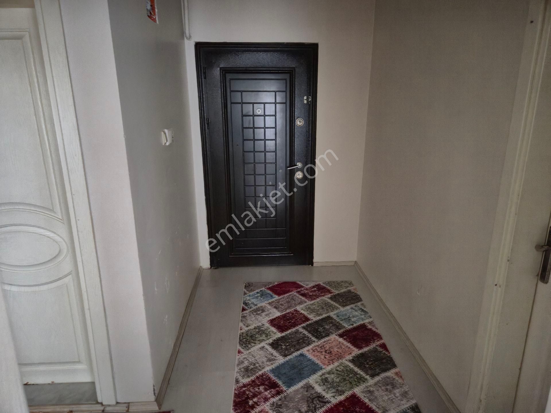 Realty World'dan Geyve Tepecikler'de Sitede Arakat 110m2 3 Balkonlu 3+1 - Görsel 8