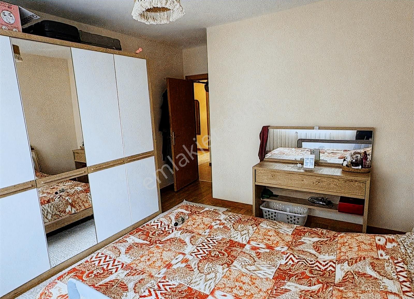 Kayaşehir 18.bölge Site İçi Alçak Kat Önü Açık2+1 Satılık Daire - Görsel 10