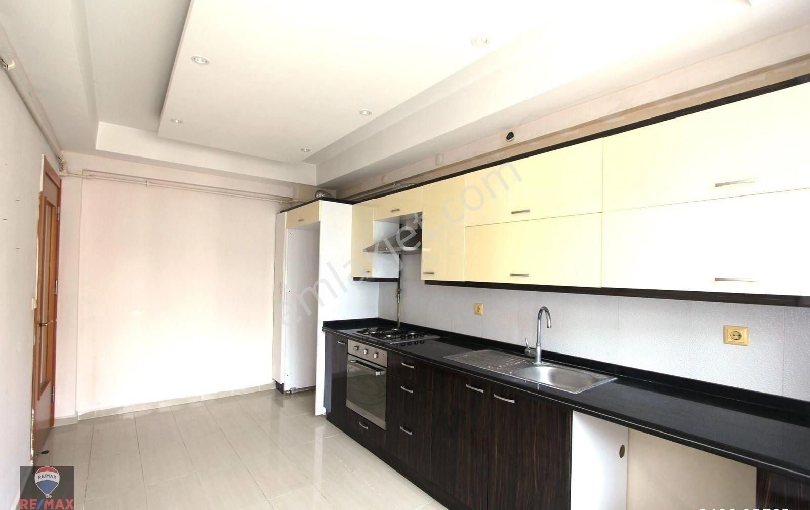 Karşıyaka Yalı Mahallesinde 3+1 Satılık Daire - Görsel 7