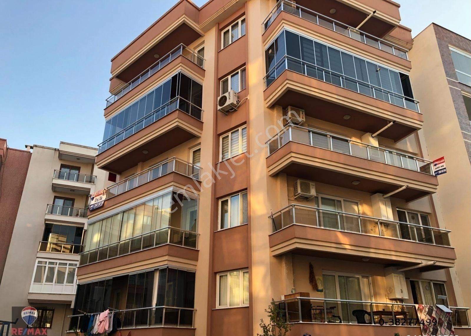 Karşıyaka Yalı Mahallesinde 3+1 Satılık Daire