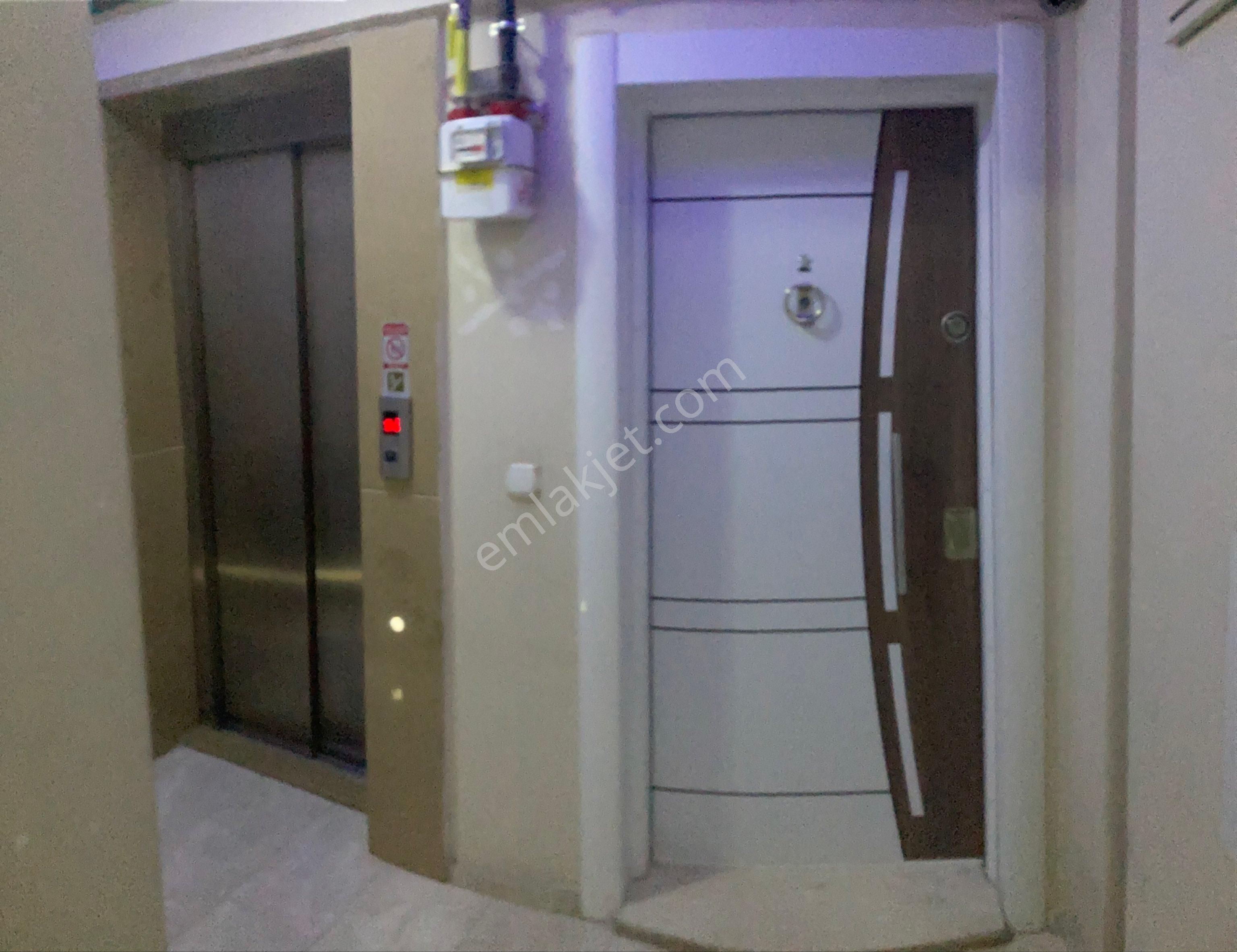 Üçyol Metro’da Yeni Binada Lüks Daire - Görsel 18