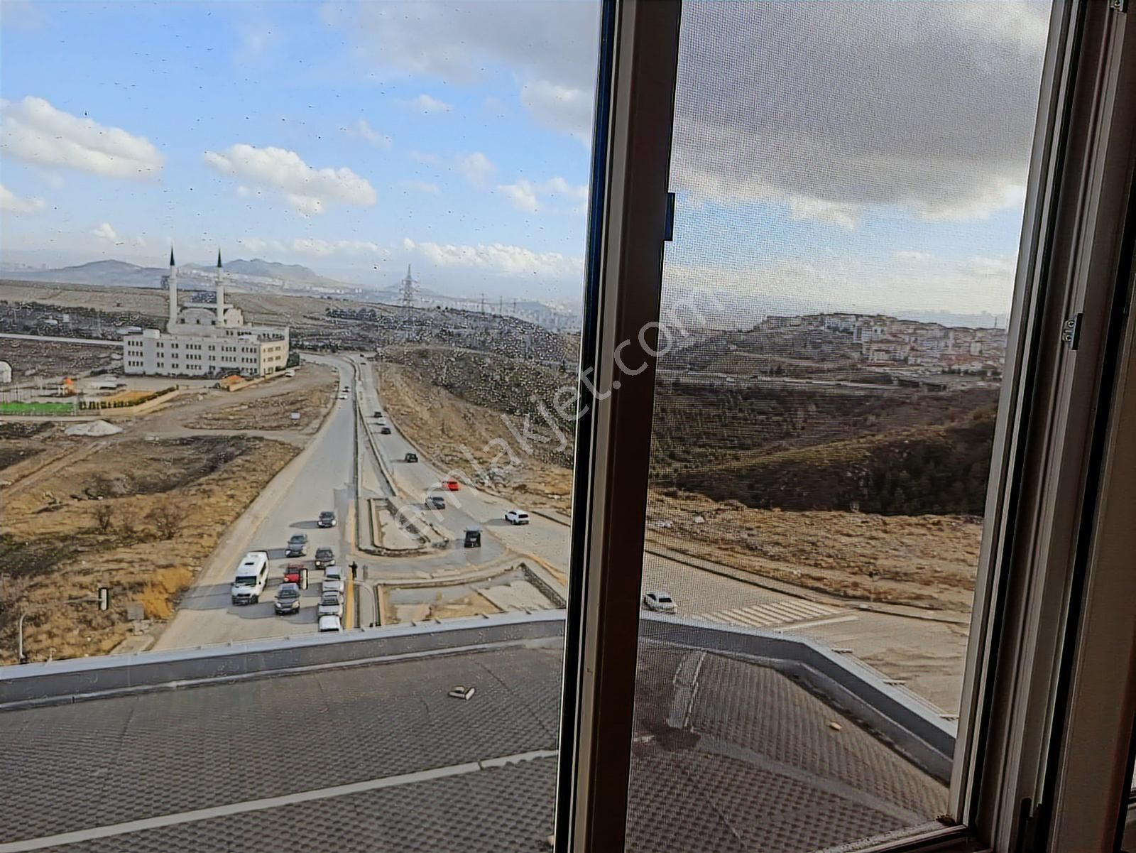 Çözüm Koleji Yakını Cadde Üzeri 3+1 Kilerli Geniş Kiralık Daire - Görsel 10