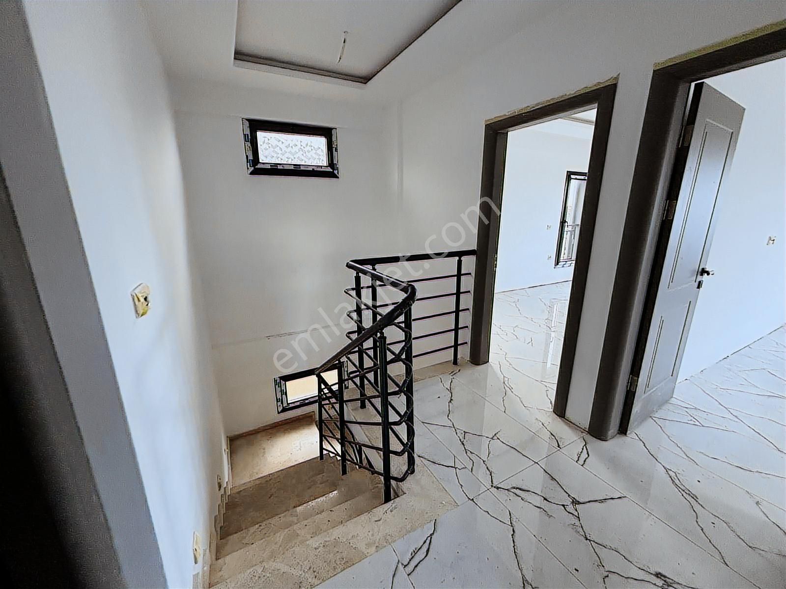 321m² Arsa İçinde Girişte Yatak Odası Olan Fırsaat Fiyatta Villa - Görsel 16