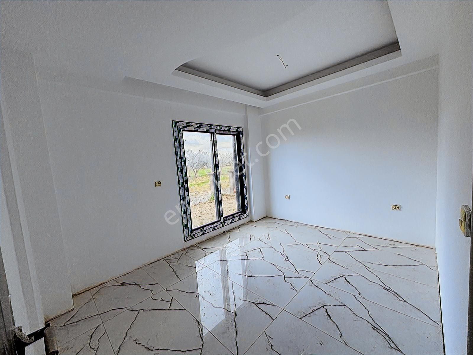 321m² Arsa İçinde Girişte Yatak Odası Olan Fırsaat Fiyatta Villa - Görsel 2