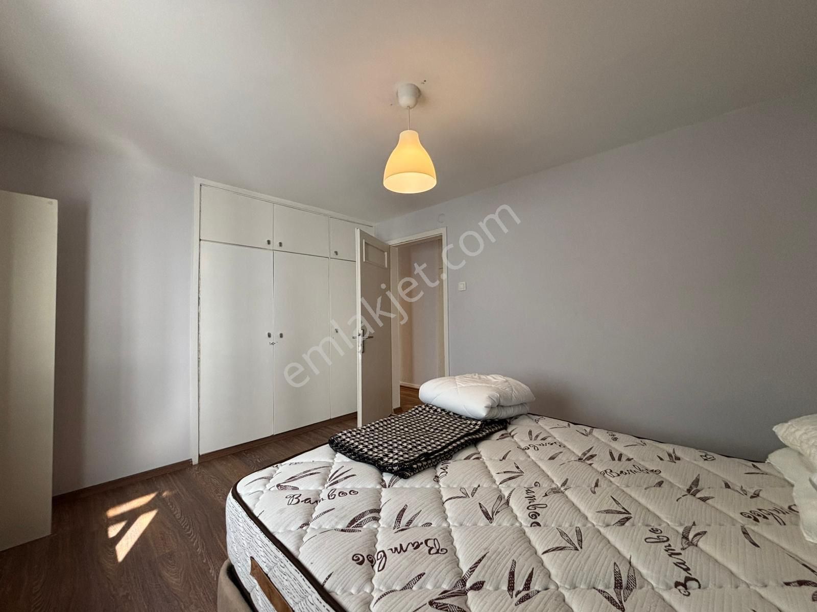 Alsancak Fuar Manzaralı Kilerli 3+1 Eşyalı 5.kat Ferah Kiralık Daire! - Görsel 8