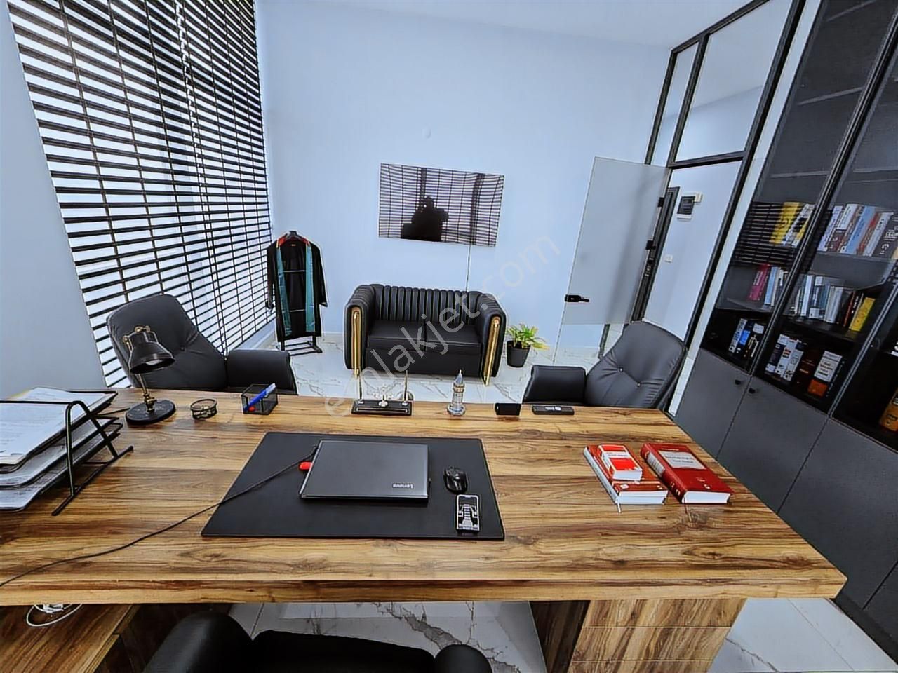 Okumuşlar'da İçi Komple Yapılı Eşyalı Satılık Avukatlık Ofisi - Görsel 12