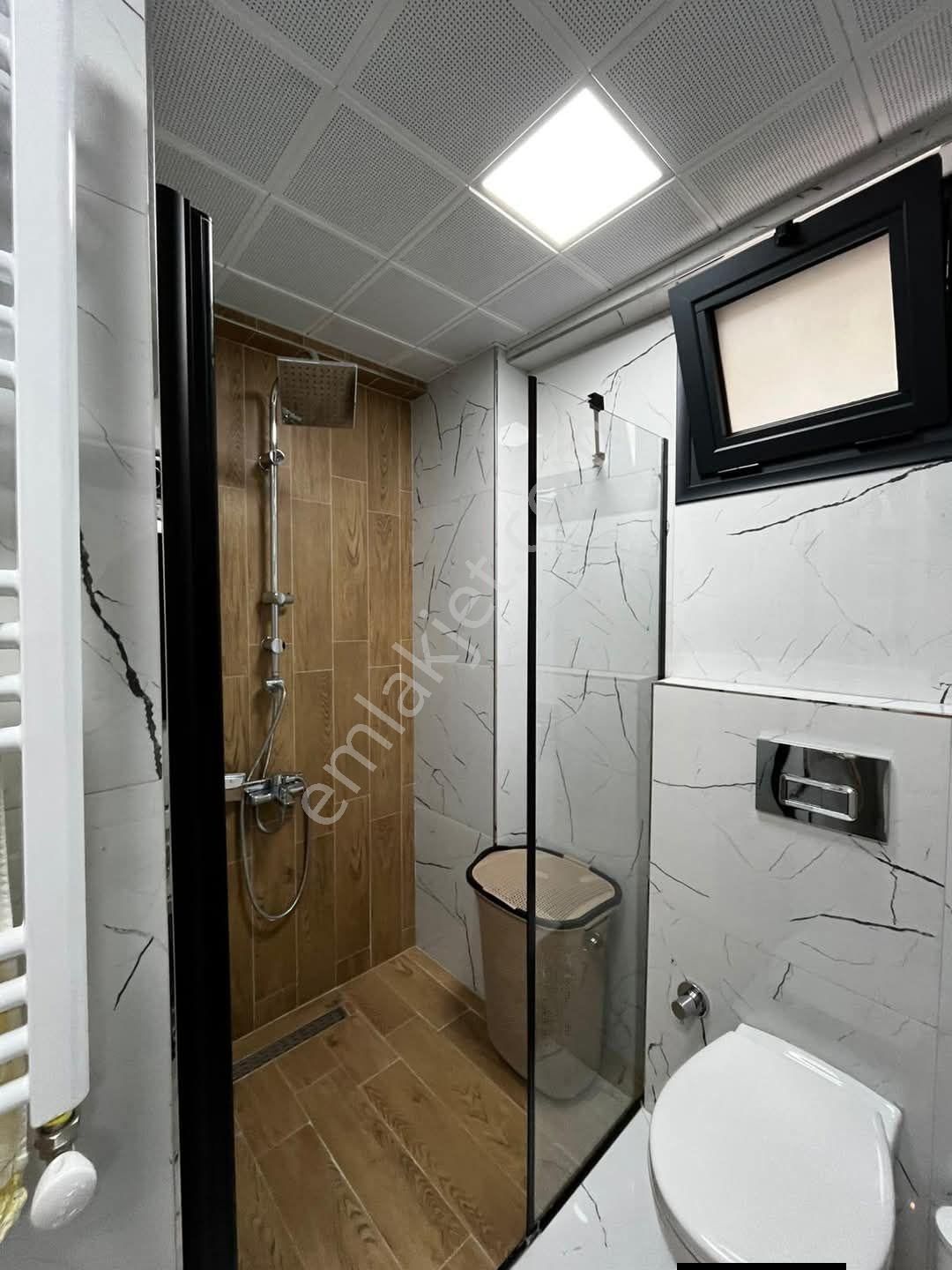 √√ Merkezii Lokasyon'da 1+1 70 M2 Full Eşyalı Daire √√ - Görsel 18