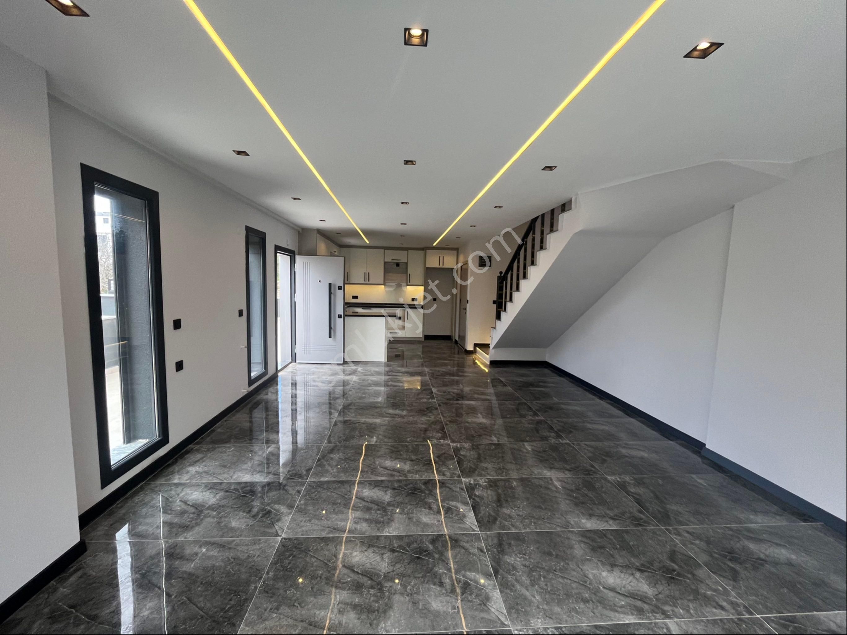 Didim Hisarda Satılık Lüks 3+1 Villa - Görsel 8