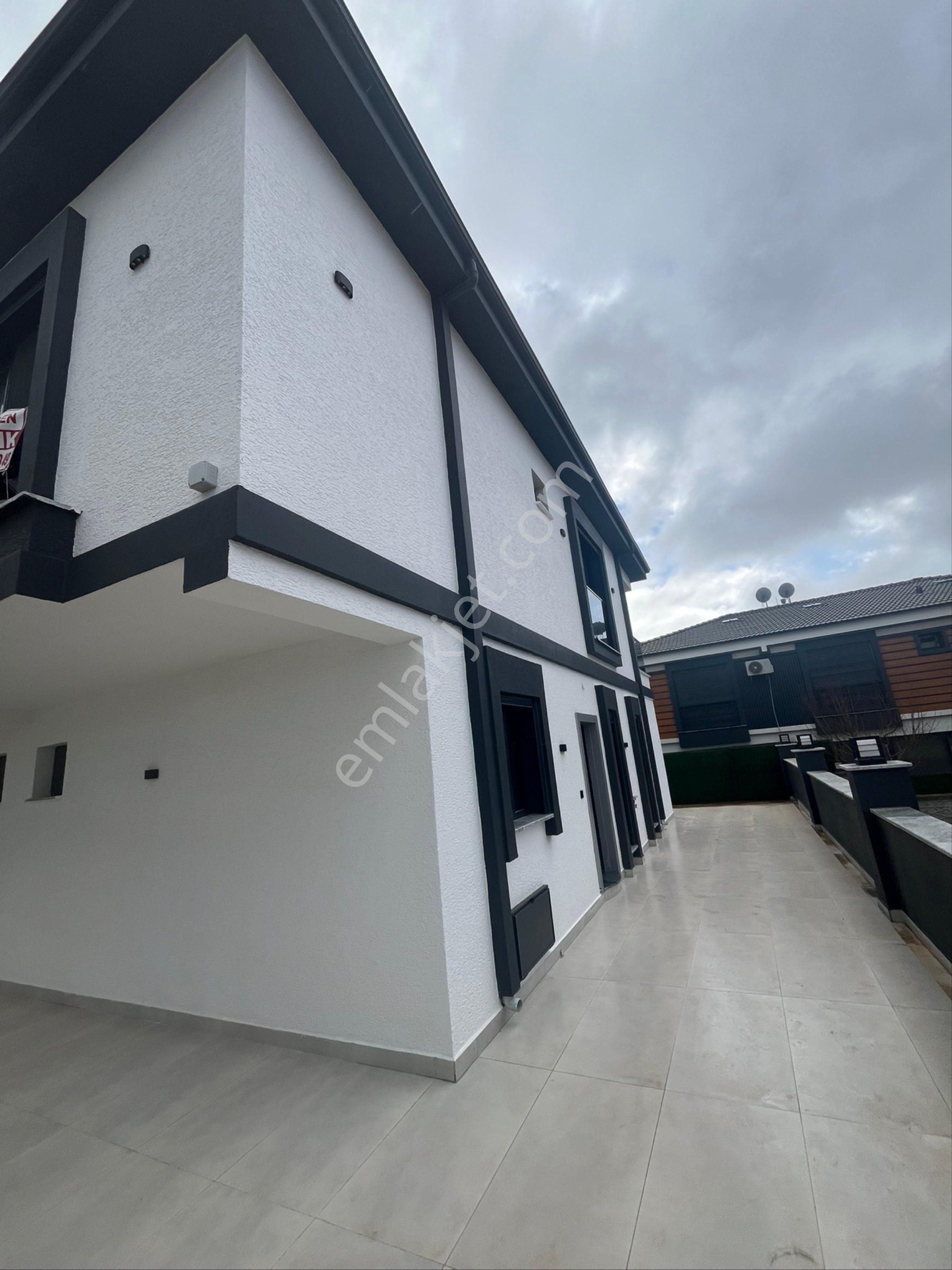 Didim Hisarda Satılık Lüks 3+1 Villa - Görsel 2