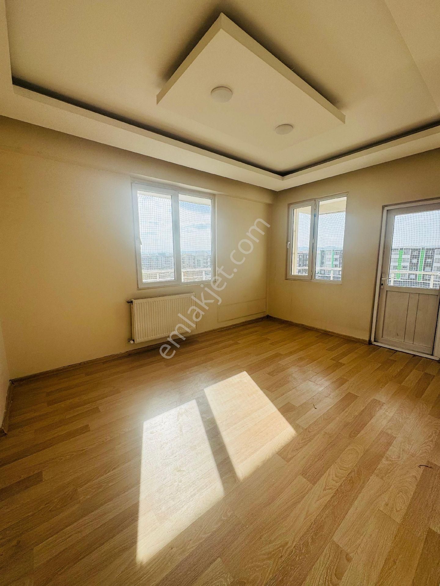 Doğu Emlak'tan Kiralık 2+1 Geniş Daire - Görsel 12