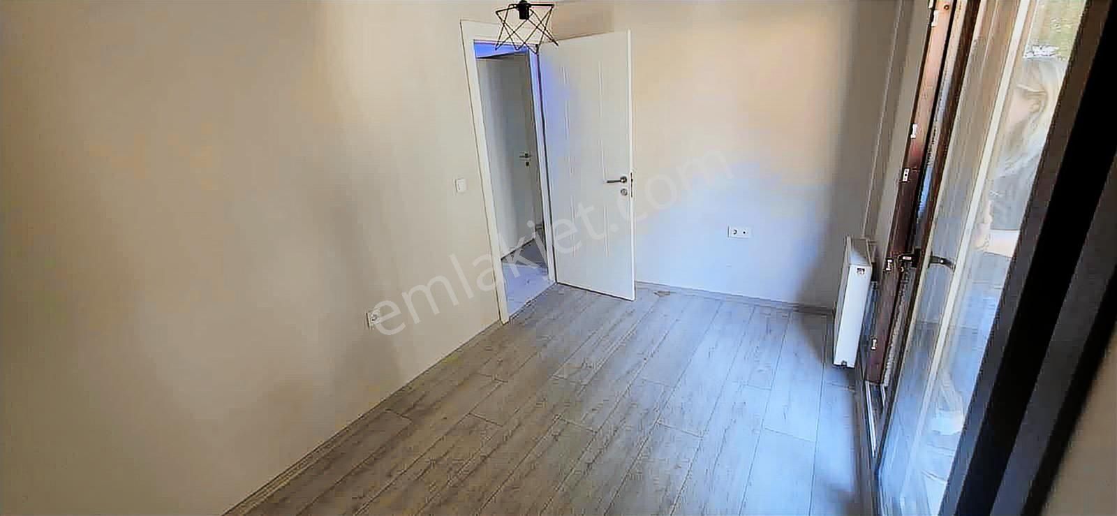 Karşıyaka Tuna Mahallesi 3+1 Asansörlü Otoparklı Daire - Görsel 4