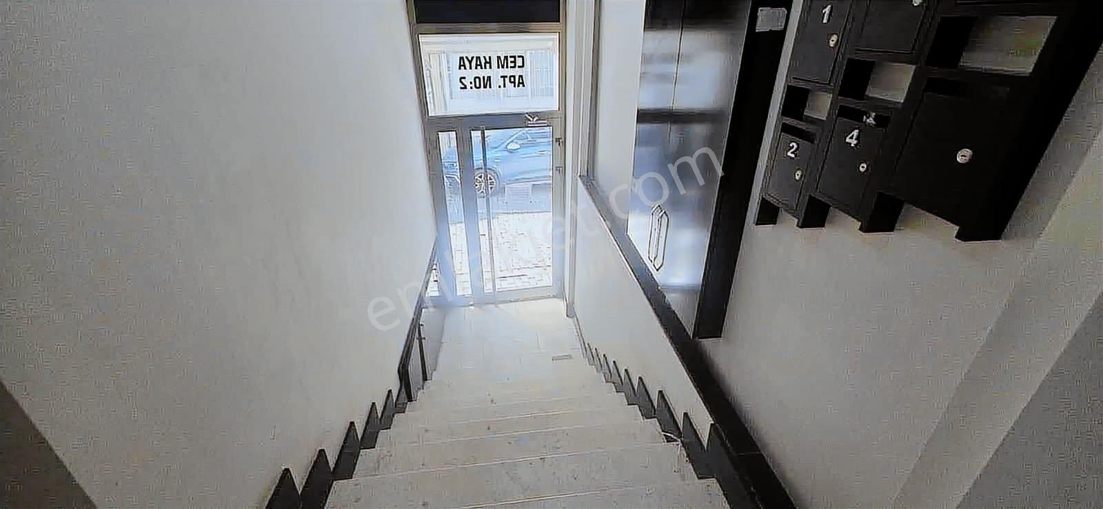 Karşıyaka Tuna Mahallesi 3+1 Asansörlü Otoparklı Daire - Görsel 23