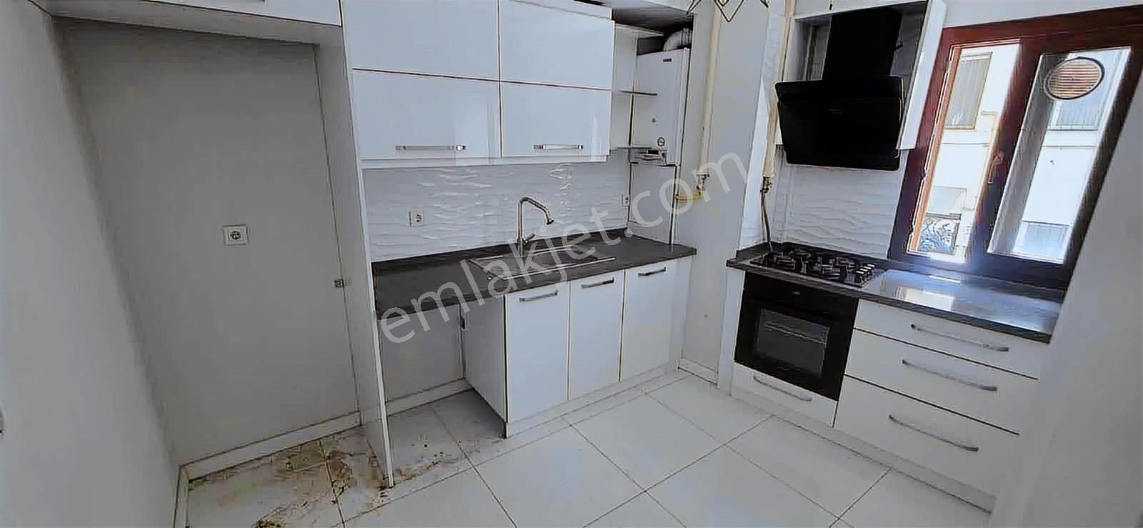 Karşıyaka Tuna Mahallesi 3+1 Asansörlü Otoparklı Daire - Görsel 2