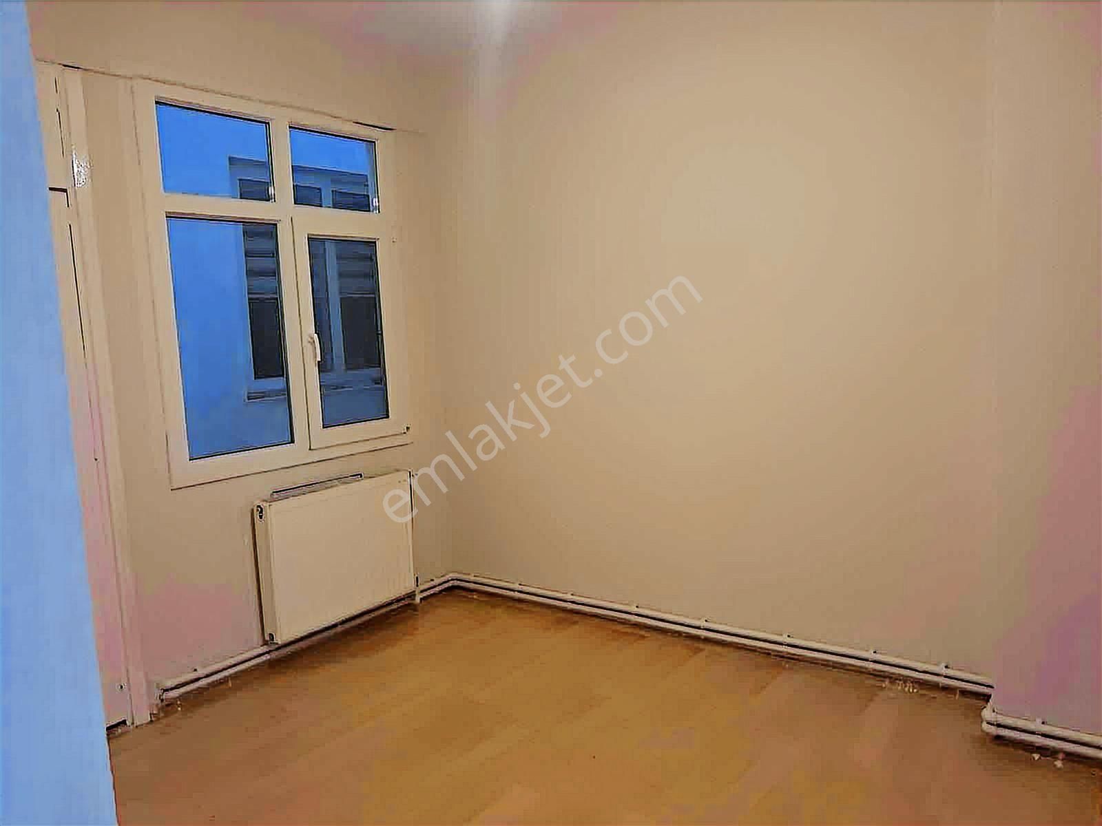 Karşıyaka Alaybeyde 3+1 Arakat Doğalgazlı Daire - Görsel 3