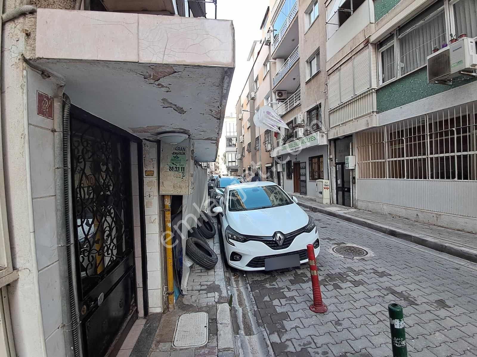 Karşıyaka Alaybeyde 3+1 Arakat Doğalgazlı Daire - Görsel 4