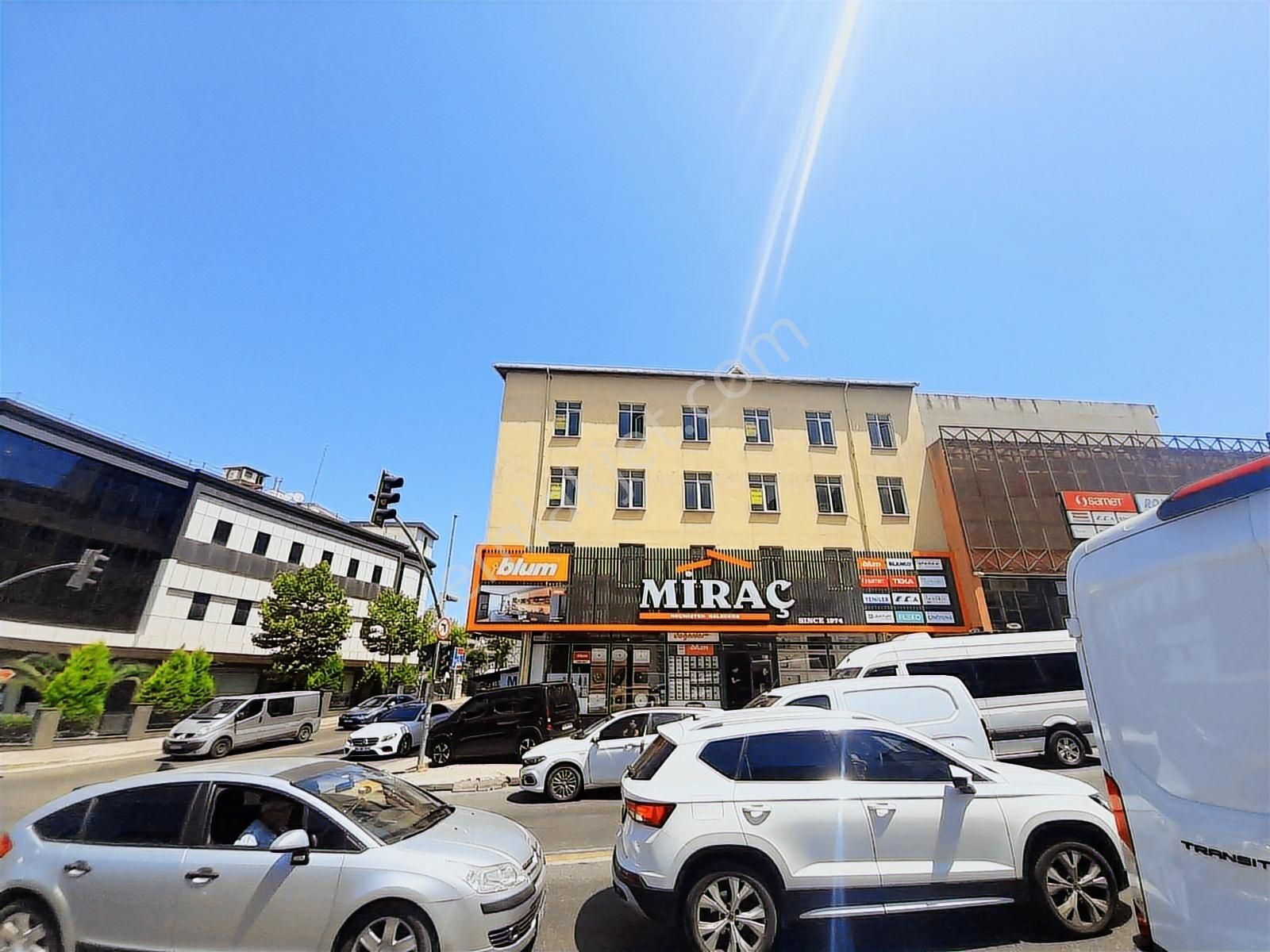 Nato Yolu Caddesinde Kiralık 400m2 2 Adet Bağımsız Dükkan - Görsel 14