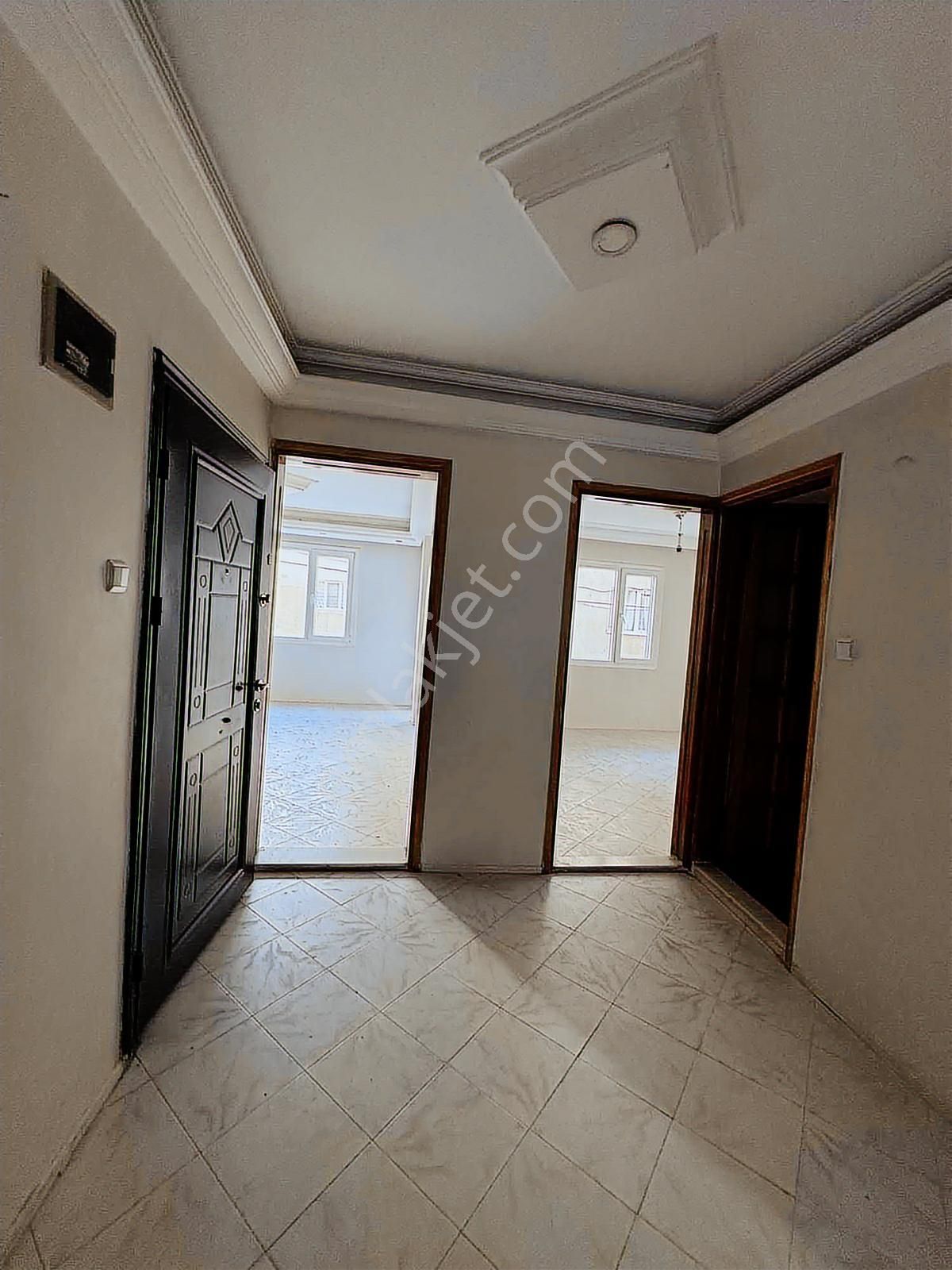 Buca Fırat Mah. 120m2. 2+1 Kiralık Daire - Görsel 2