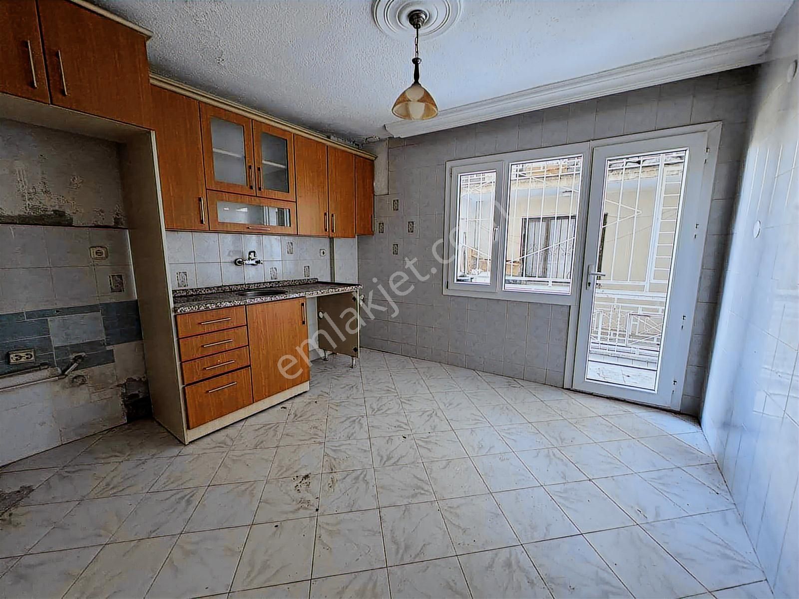 Buca Fırat Mah. 120m2. 2+1 Kiralık Daire - Görsel 18
