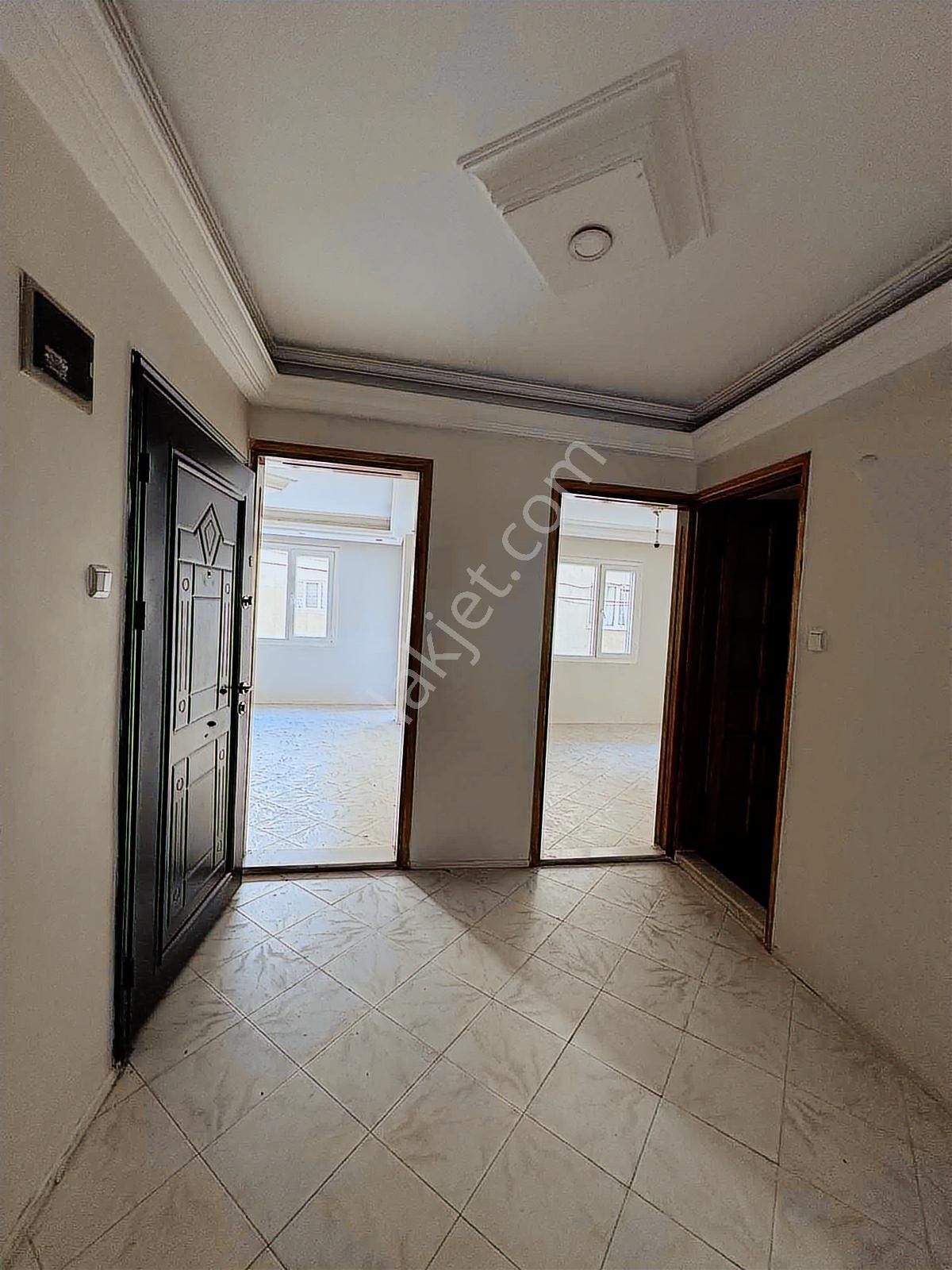 Buca Fırat Mah. 120m2. 2+1 Kiralık Daire - Görsel 3