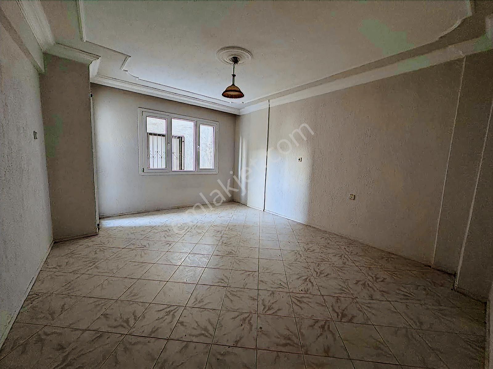 Buca Fırat Mah. 120m2. 2+1 Kiralık Daire