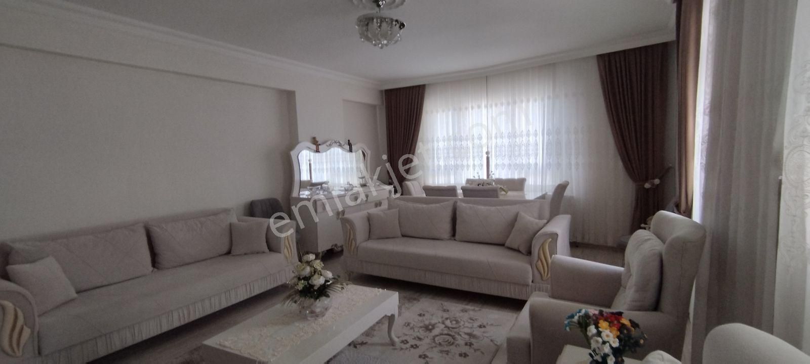 Brk'dan Sağduyu Cad Yakını Masrafsız Asansörlü 5,5+1 Dublex - Görsel 14