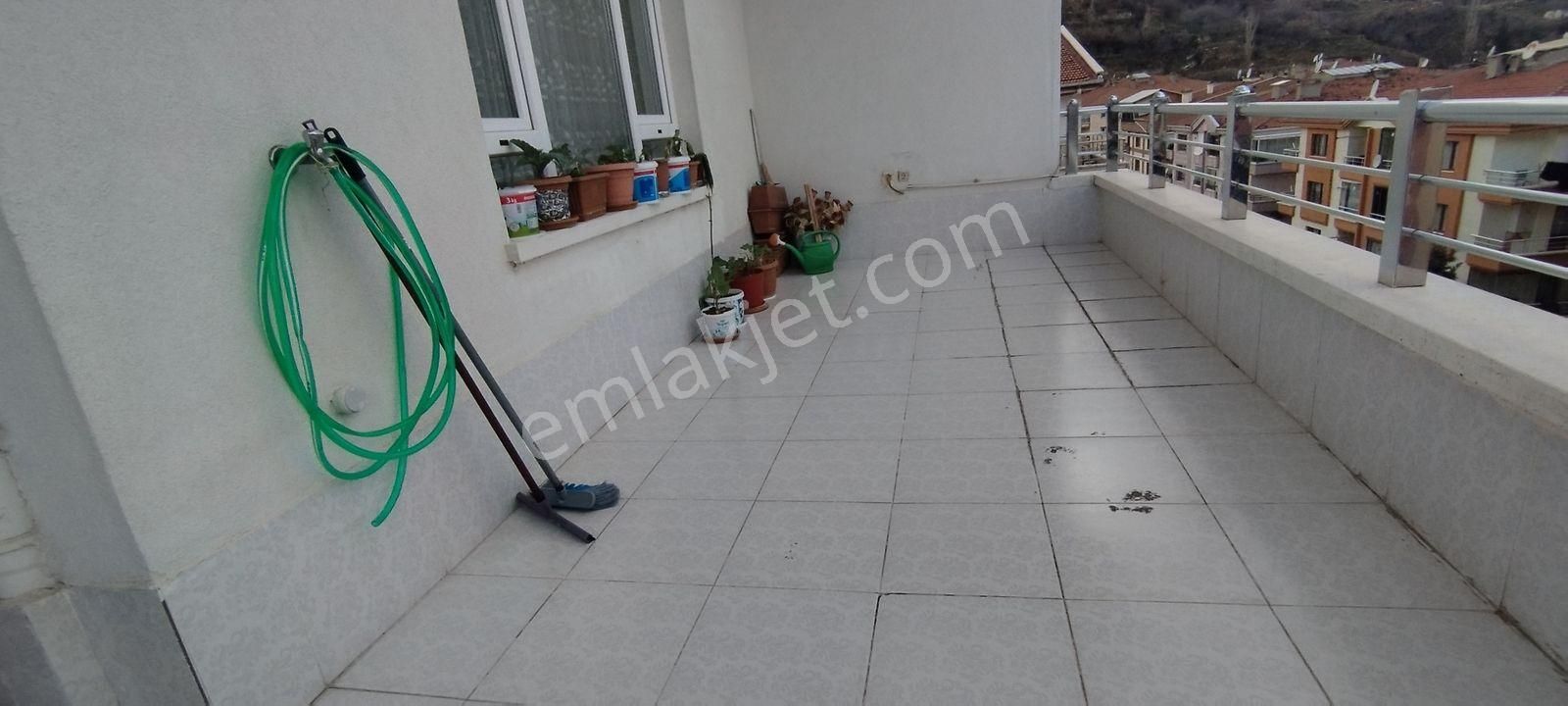 Brk'dan Sağduyu Cad Yakını Masrafsız Asansörlü 5,5+1 Dublex - Görsel 32