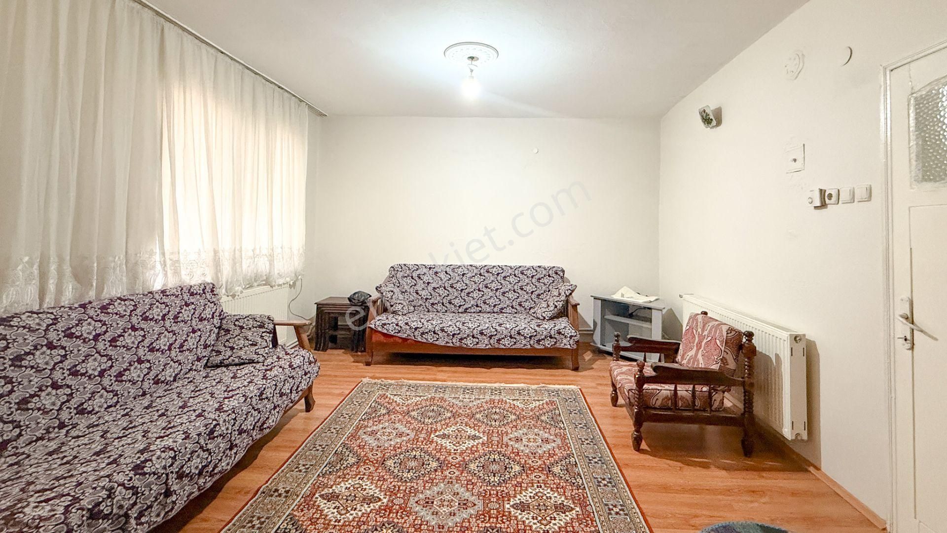 Nef'e 200m Kat Mülkiyetli Bahçe Kullanımlı 2+1 Satılık Daire - Görsel 11