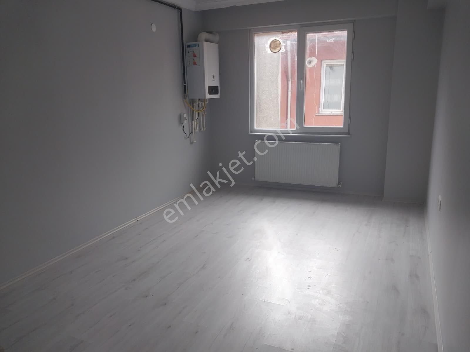 1+1 Sahibinden Kiralık ( Belediye Arkası ) - Görsel 3