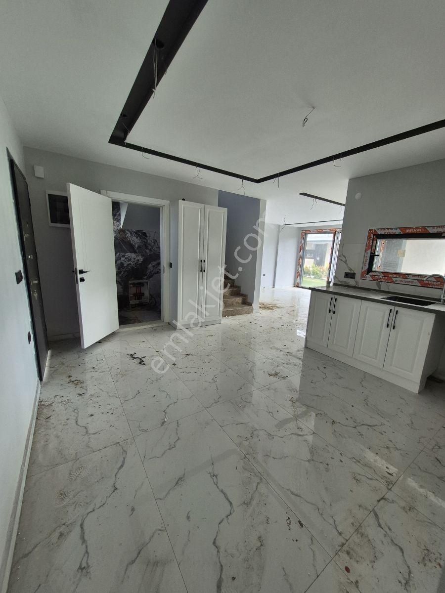 Acil Kuşadası Davutlar Güzelçamlı Manzaralı Satılık Tek Villa - Görsel 14