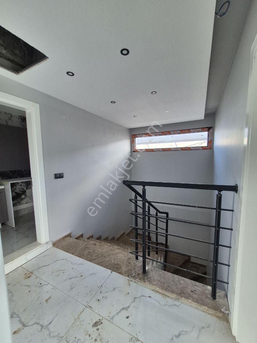 Acil Kuşadası Davutlar Güzelçamlı Manzaralı Satılık Tek Villa - Görsel 3