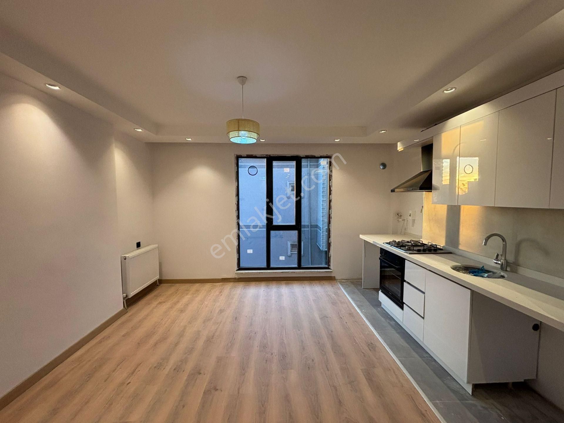 **eryıldız İnşaat'tan**merkezi Konumda İskanlı K.otoparklı 1+1** - Görsel 12