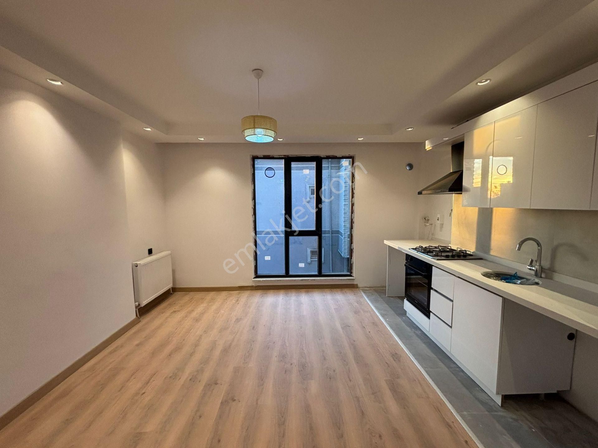 **eryıldız İnşaat'tan**merkezi Konumda İskanlı K.otoparklı 1+1** - Görsel 11