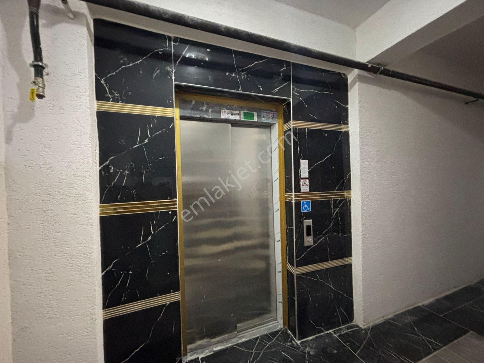 **eryıldız İnşaat'tan**iskanlı**ebeweyn Banyolu**k.otoparklı 3+1 - Görsel 32