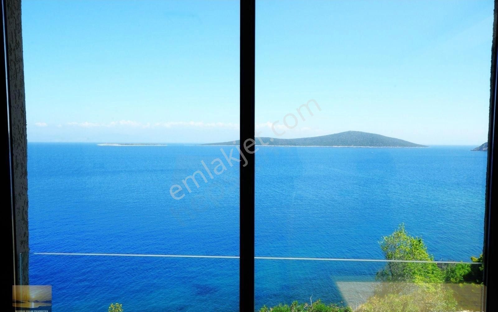 Bodrumda Denize Sıfır Ev Müstakil Bahçeli Tek Tapu İndirimli Villa Takas Olur Fırsat Yatırım Yuksek