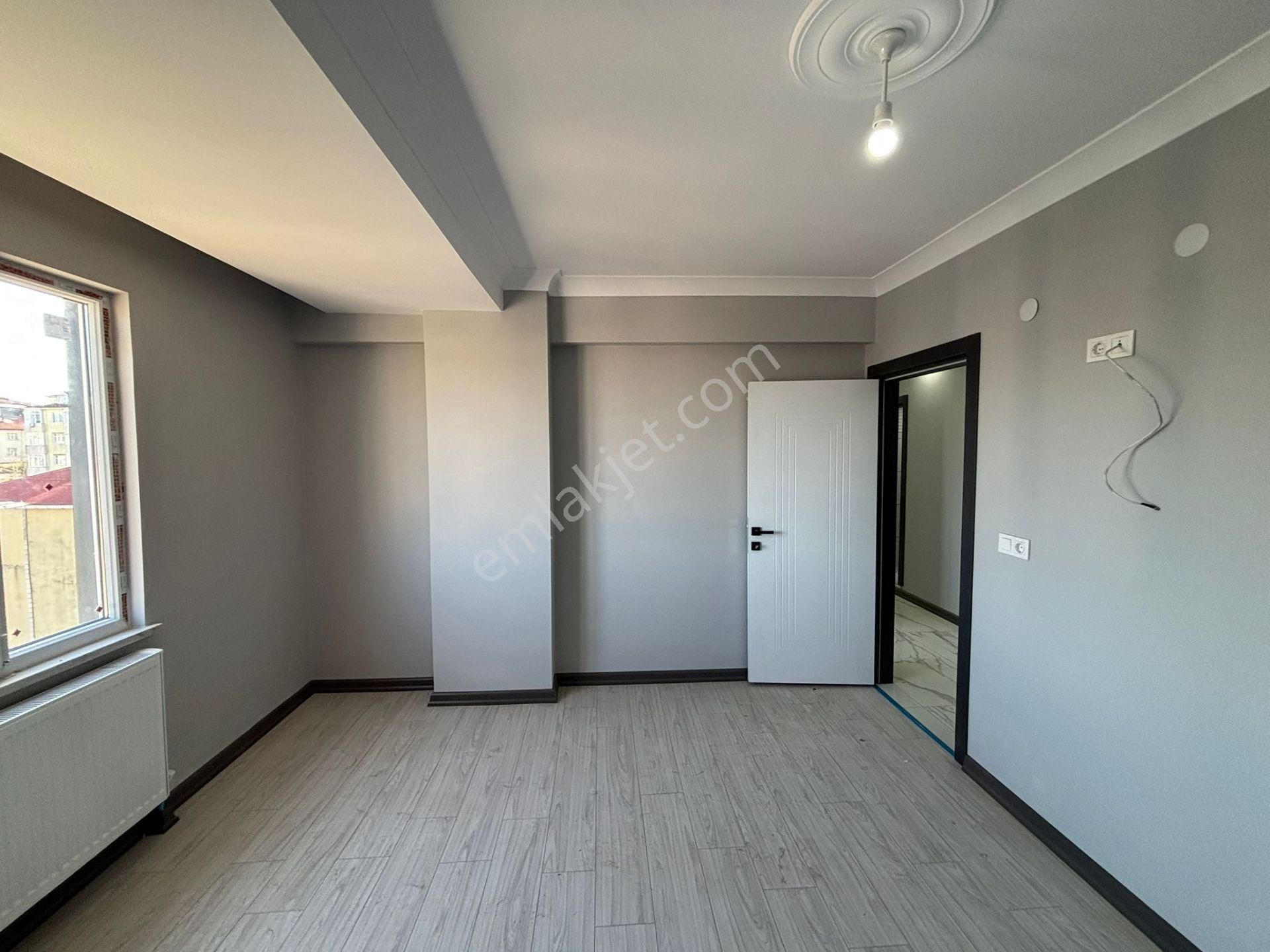 **eryıldız İnşaat'tan**tepe Bölgesinde İskanlı Ankastre Setli K.otoparklı 115m2 2+1** - Görsel 21