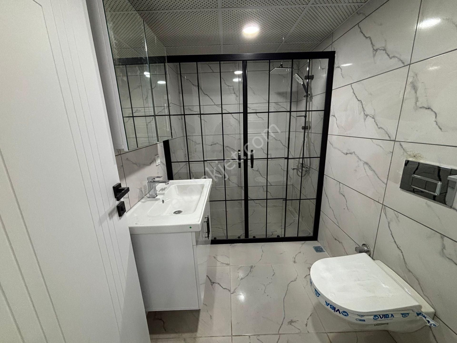 **eryıldız İnşaat'tan**tepe Bölgesinde İskanlı Ankastre Setli K.otoparklı 115m2 2+1** - Görsel 27