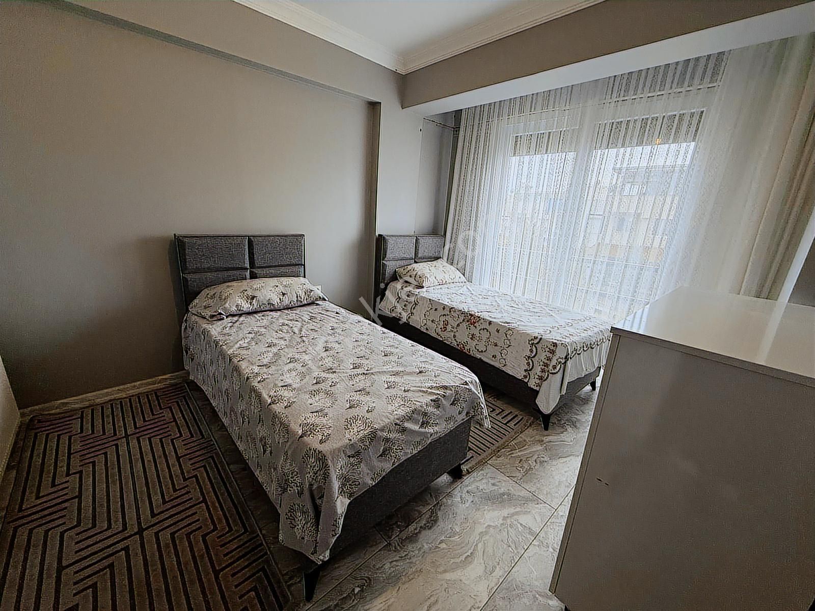 Çandarlı'da Bahçeli Müstakil Girişli Tam Eşyalı Satılık Ev - Görsel 21