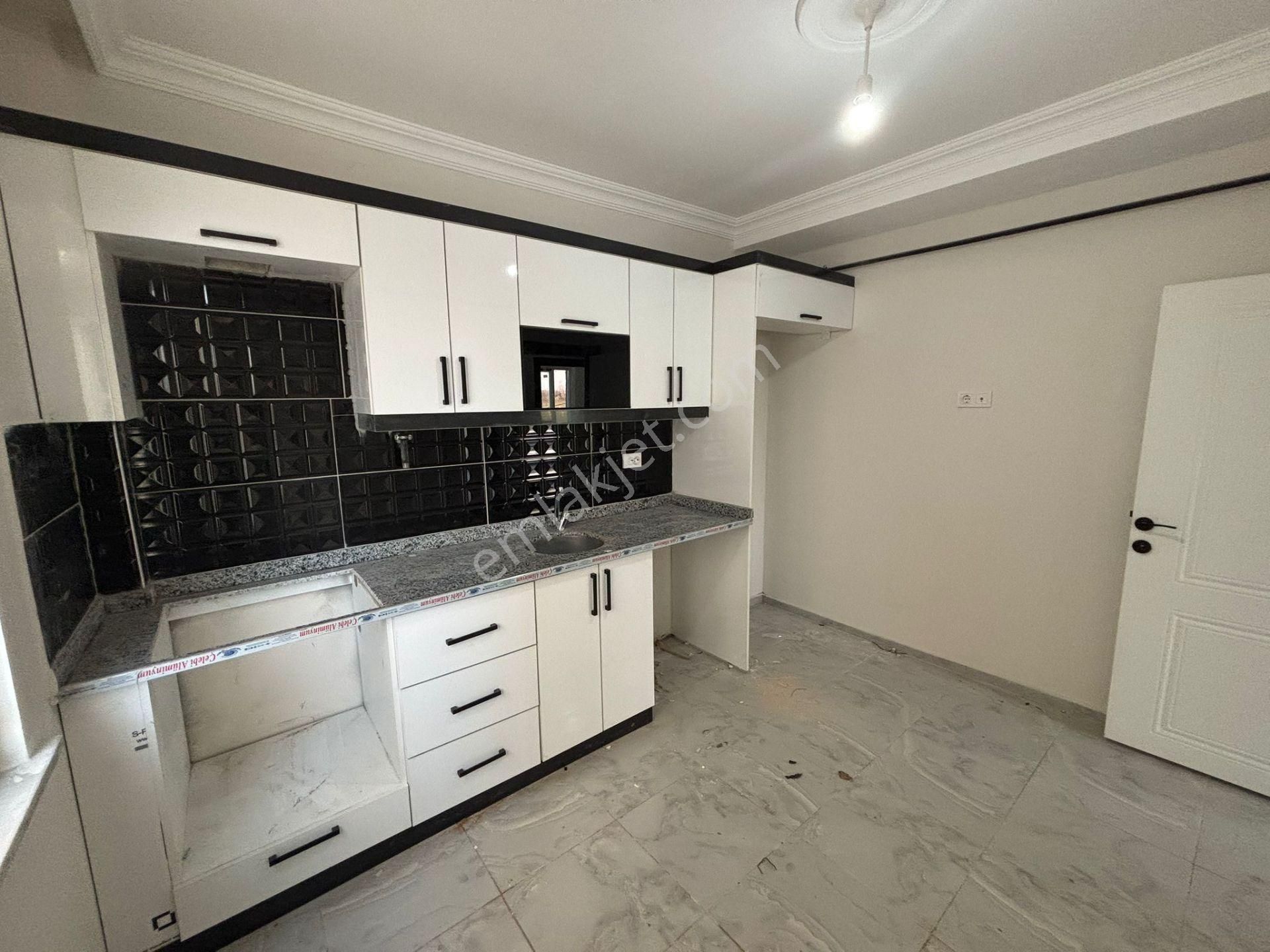 **eryıldız İnşaat'tan**hastane Bölgesinde İskanlı 100m2 Lüks 2+1*