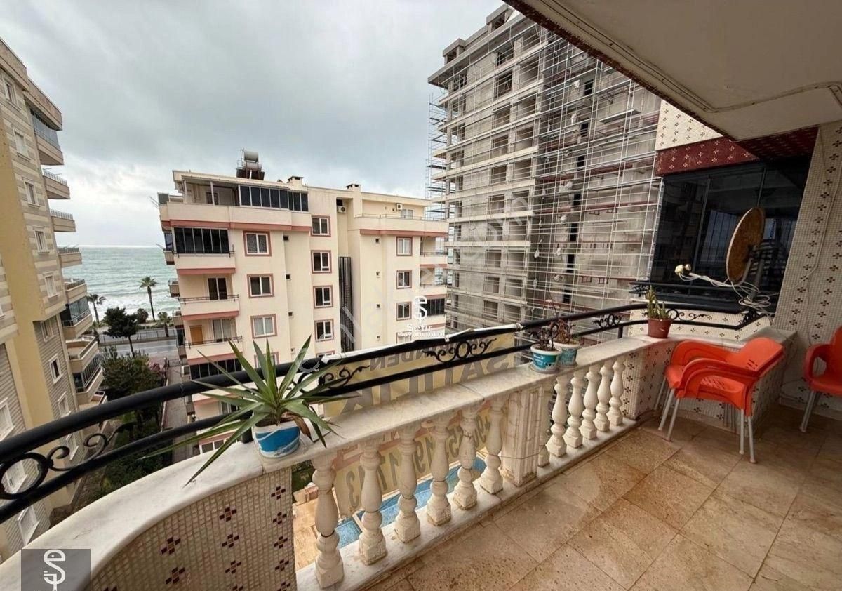 Alanya Mahmultarda Denize Sıfır Satılık 4+1 Eşyalı Saunalı Daire - Görsel 35