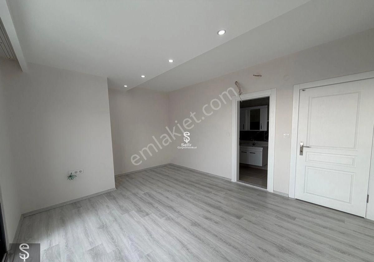 Alanya Çıplaklıda Satılık Ayrı Mutfak 4+1 Havuzlu Manzaralı Geniş Sıfır Dubleks Daire - Görsel 5