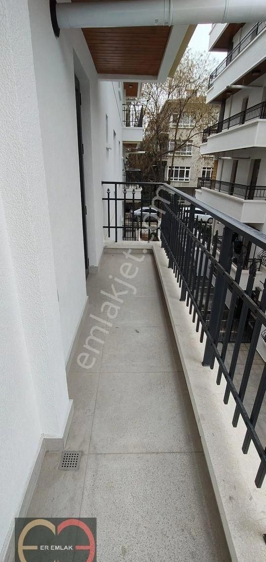 Bahçelievler De 1+1 Katta Yeni Lüks Daire - Görsel 7