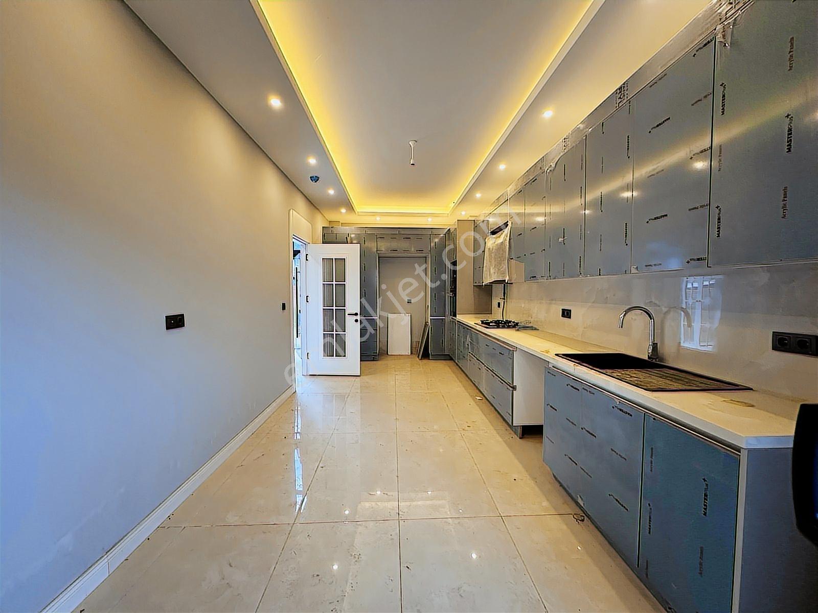Kartepe Premıum Lıfe Sit. Satılık Ultra Lüks Villa - Görsel 6