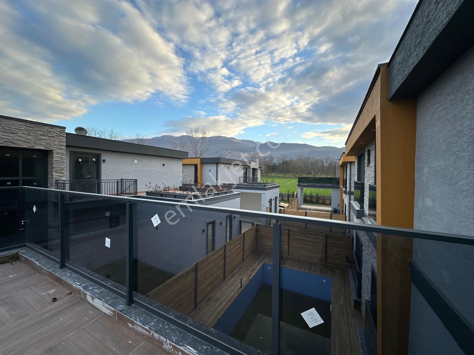 Kartepe Premıum Lıfe Sit. Satılık Ultra Lüks Villa - Görsel 30