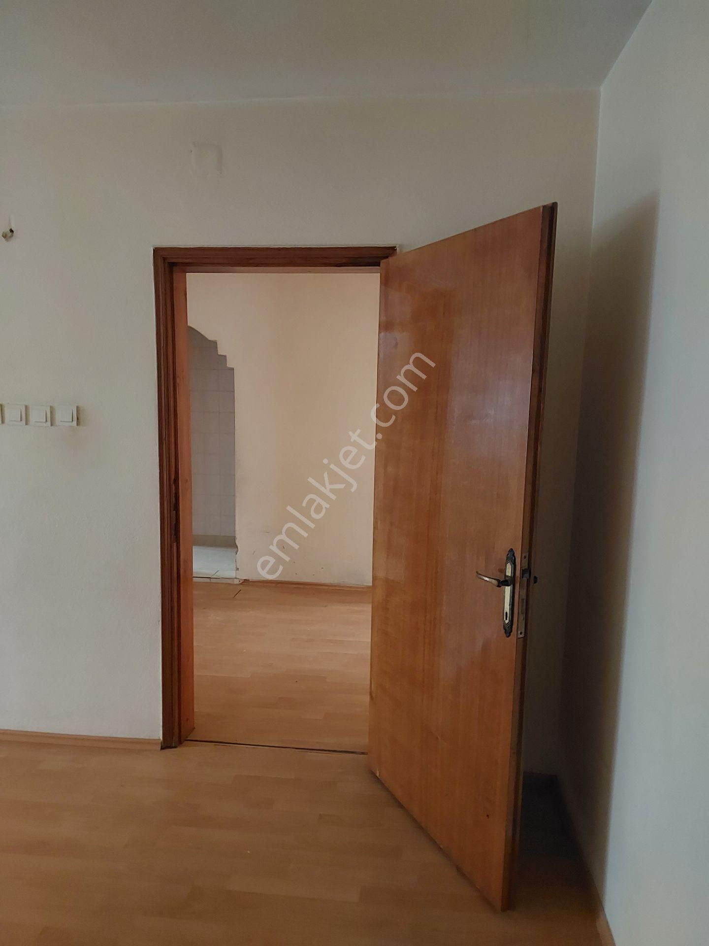 Bursa Yıldırım Eğitim Mh Eşkel Sk Satılık İkikatlı 350m2 Müstakil Ev - Görsel 8