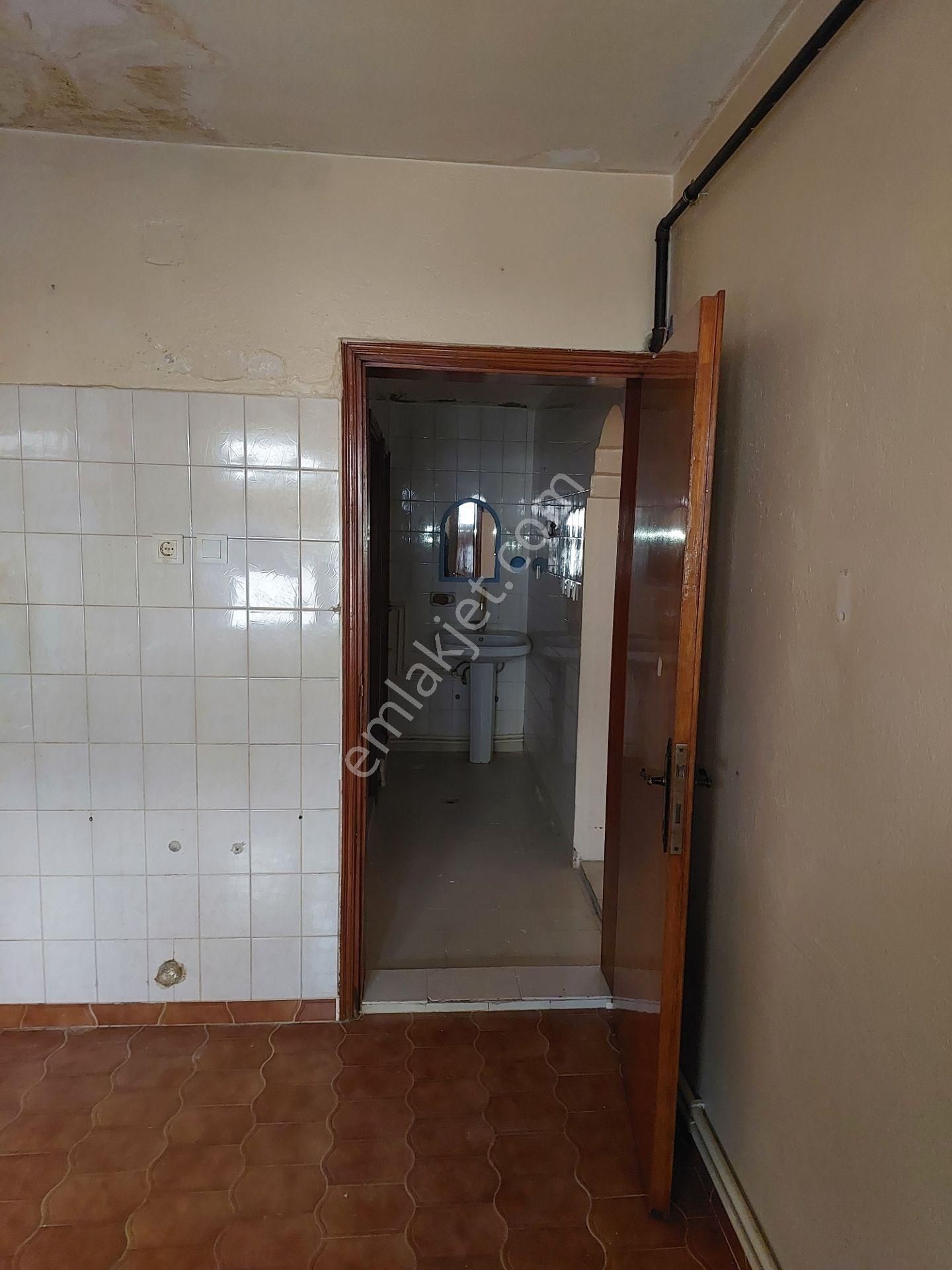 Bursa Yıldırım Eğitim Mh Eşkel Sk Satılık İkikatlı 350m2 Müstakil Ev - Görsel 16